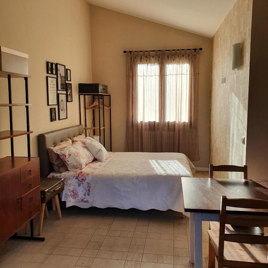 Bed & Breakfast Glicine & *